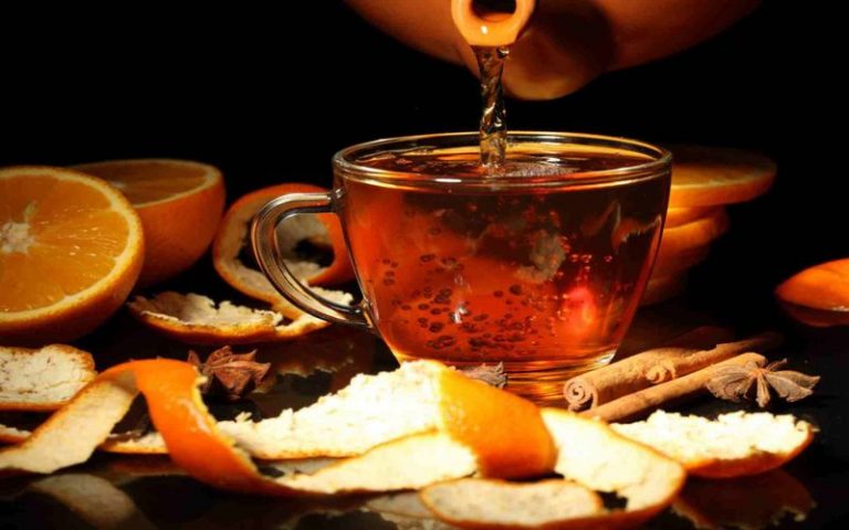 „Când viaţa pare cumplită, fă-ţi un ceai şi bea-l din cea mai drăguţă ceaşcă”