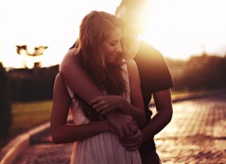 Cât de puţin trebuie să-i oferi unei femei pentru a o face fericită…