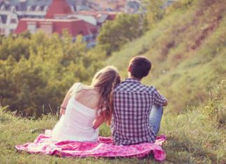 O femeie inteligentă are nevoie de un bărbat care să-i ofere încredere şi sprijin