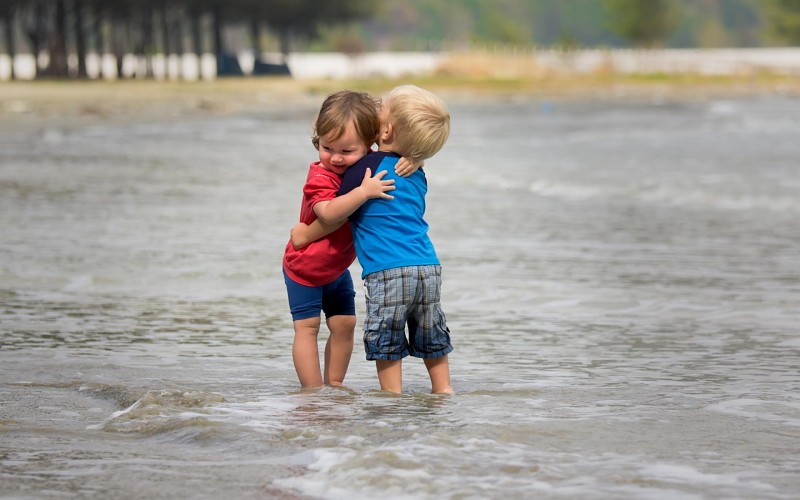 love-romance-mood-emotion-children-kids-water-babies-hd-free-images-70929