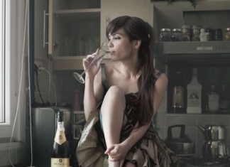 De ce sunt femeile sictirite de bărbați?