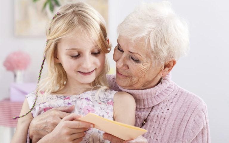 Sfaturile oferite de bunici ne ajută să fim mai buni