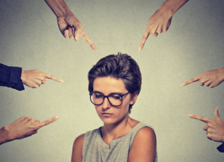 Ce spun ceilalți despre tine? Contează sau nu?