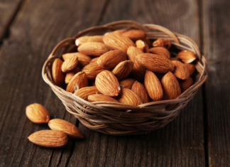 Rețete de măști faciale cu migdale