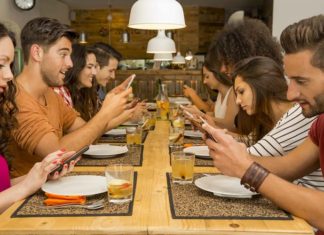 Viața fără telefonie mobilă, internet și rețele de socializare