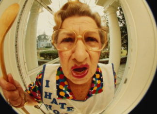 Soacră – poamă acră sau dulce?