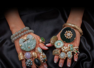 Când să te oprești din atârnat bijuterii ca să nu semeni cu bradul de Crăciun