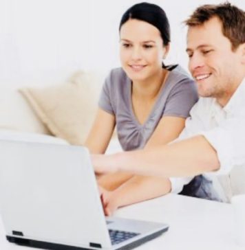 Colegi sau iubiți? Cât de mult te lași purtat de val la serviciu?