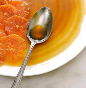 Desertul preferat al lui Ludovic al XIV-lea: Portocale învelite în caramel