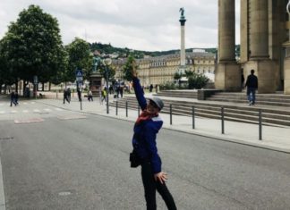 La plimbare prin Stuttgart: Piața Palatului și cea mai frumoasă bibliotecă