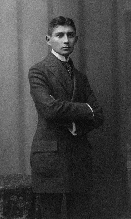 Franz Kafka este autorul cărții „Metamorfoza”