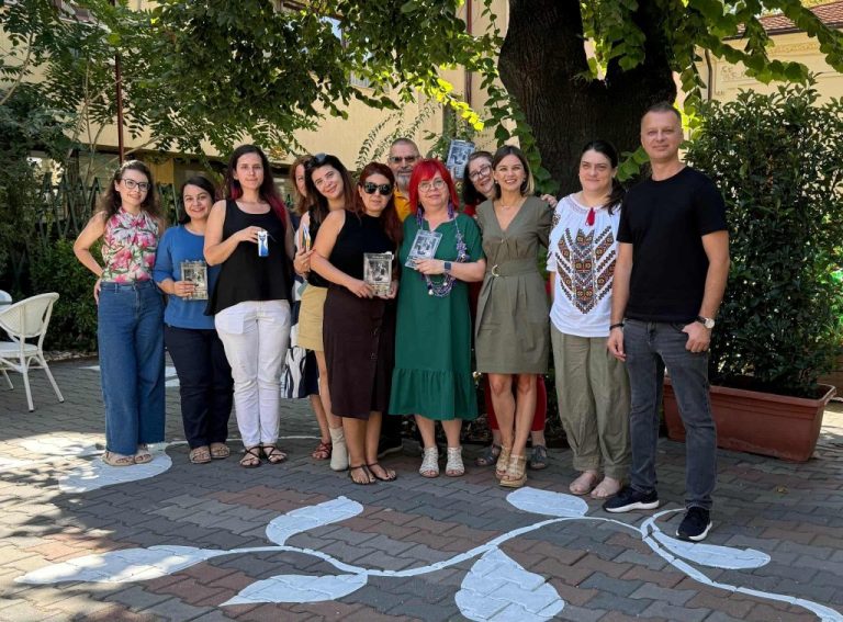 Cum a fost la clubul de lectura- Stihuri şi scriituri pentru o lume mai bună de Sânziana Lungu