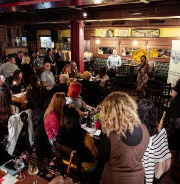 Books&Wine – o seară în care cuvintele au ținut loc de respirație